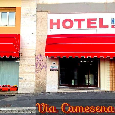 Tiburtina Hotel Holiday Řím Exteriér fotografie